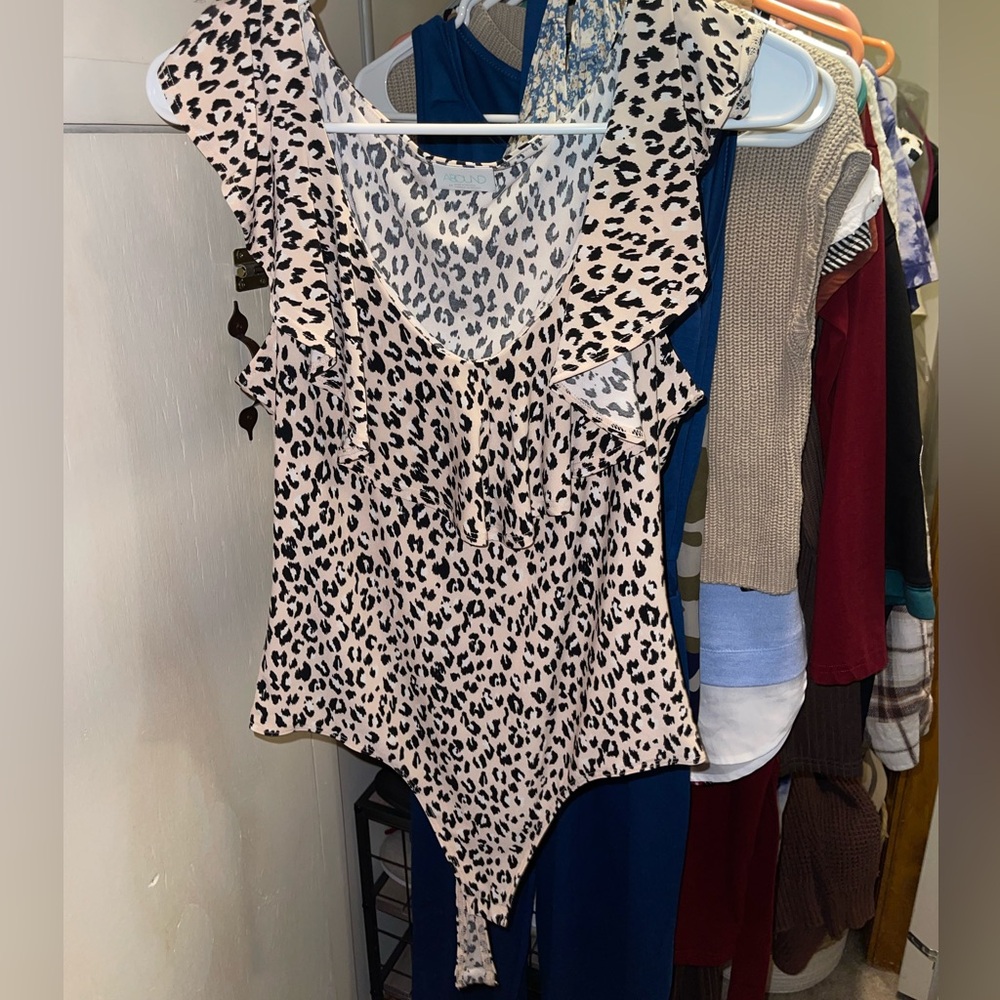 Like new tank body suit.